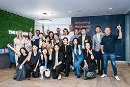 从中国到伦敦：1066vip威尼斯(中国)国际的 “无边界” 平台，让优秀者与世界对话